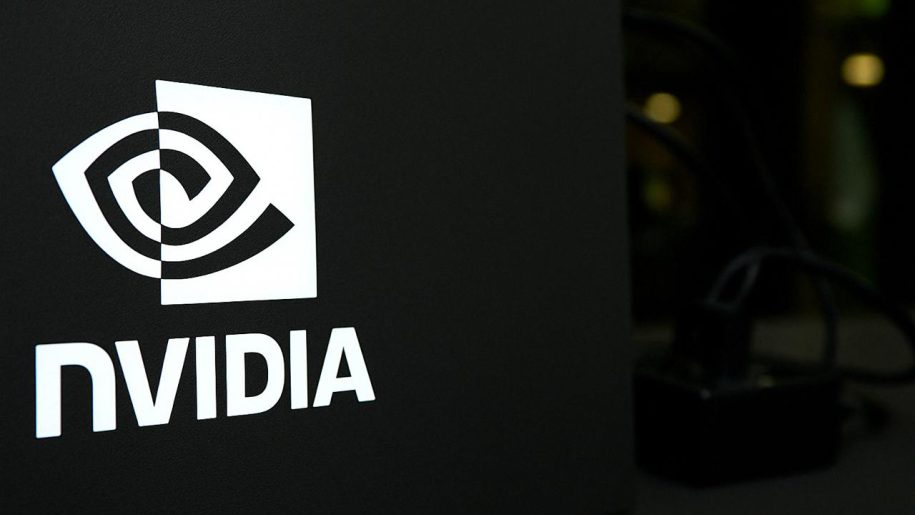 Nvidia ще пусне по-евтин AI чип за Китай на фона на ограниченията за износ