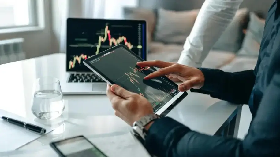 Истинският конкурент на Биткойн не е златото, а държавните облигации, твърди директора на Bitwise