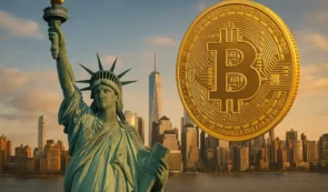 New York: Statue of Libery and a Bitcoin token