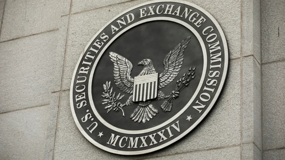 SEC отново отложи решението си за редица алткойн ETF-и