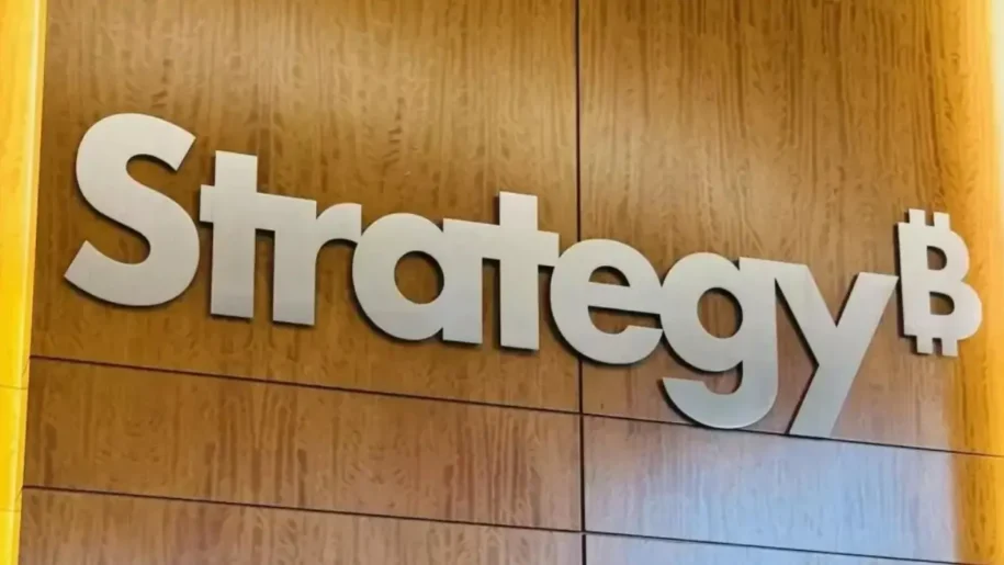 Strategy de Michael Saylor prévoit une expansion mondiale des produits de crédit adossés au Bitcoin