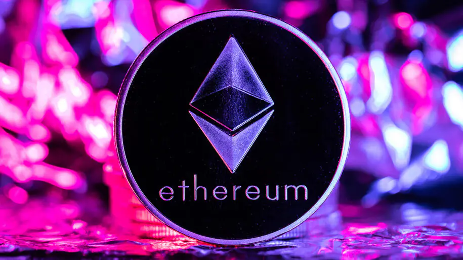 Ethereum : perspectives de prix, sortie des institutions, hausse des liquidations et analystes en alerte