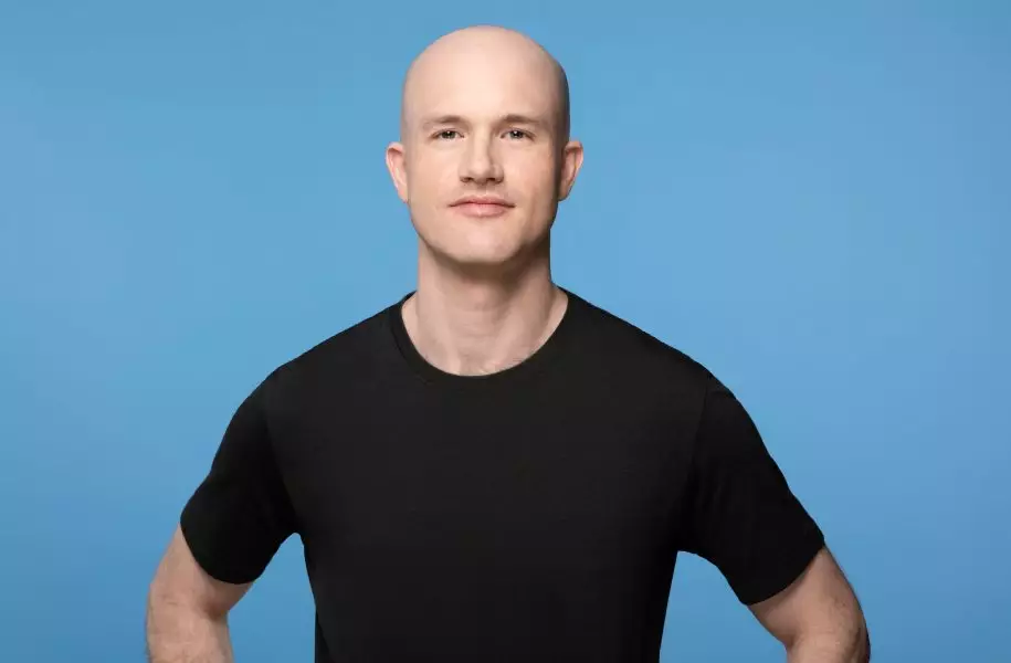 Brian Armstrong to Headline World Liberty Forum as Crypto Policy Ties Deepen