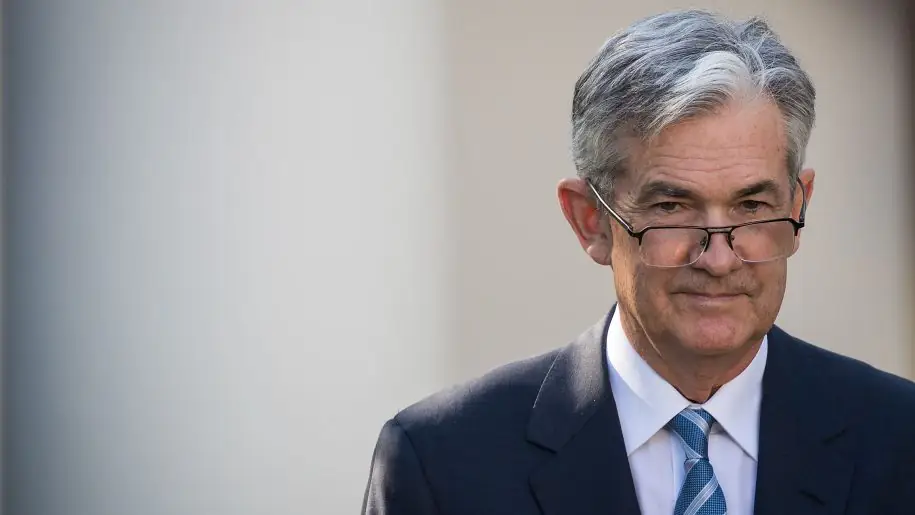 Jerome Powell Warns of Inflation Pressures as Economic Growth Slows