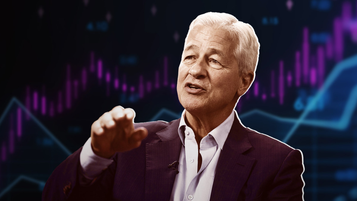 JPMorgan CEO Suddenly Warms to Crypto