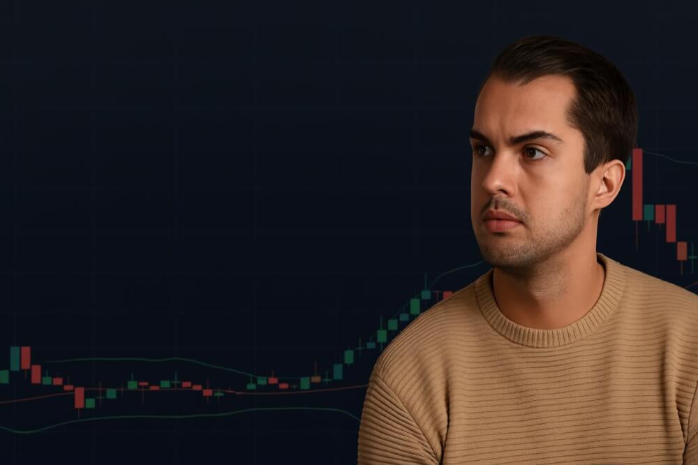 Altcoins Break Out as Bitcoin Consolidates Near All-Time Highs