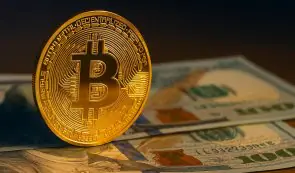 Bitcoin token (BTC) on top of US dollars (USD)
