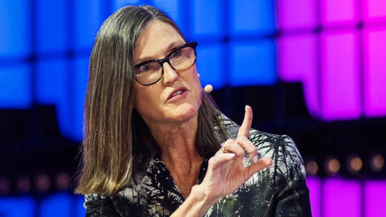 Cathie Wood Reaffirms Bold Bitcoin Forecast: “15x Potential in Five Years”