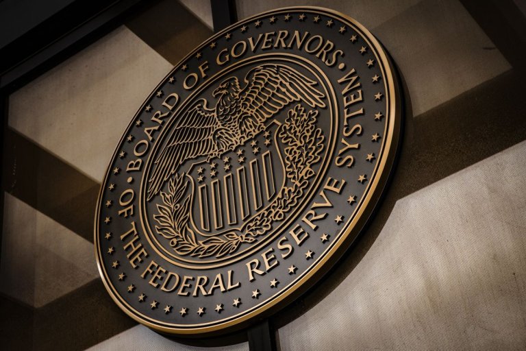 Fed Leaves Rates Unchanged: Bitcoin Fights to Hold $64,000