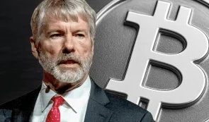 Michael Saylor (Strategy CEO) and a Gray Bitcoin