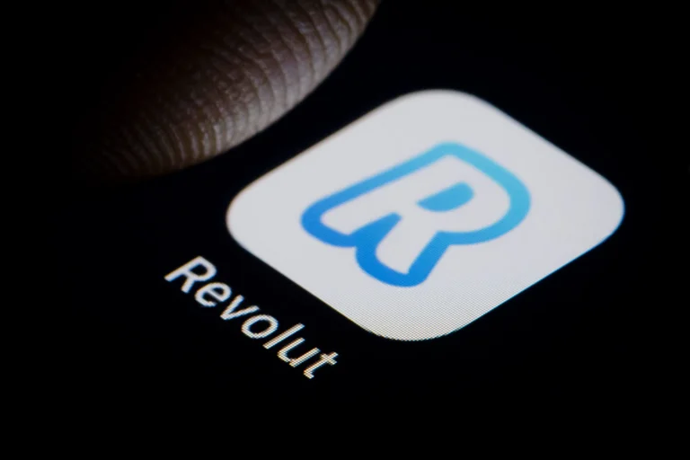Revolut Exposes Bitcoin Activity in Fake Request Incident