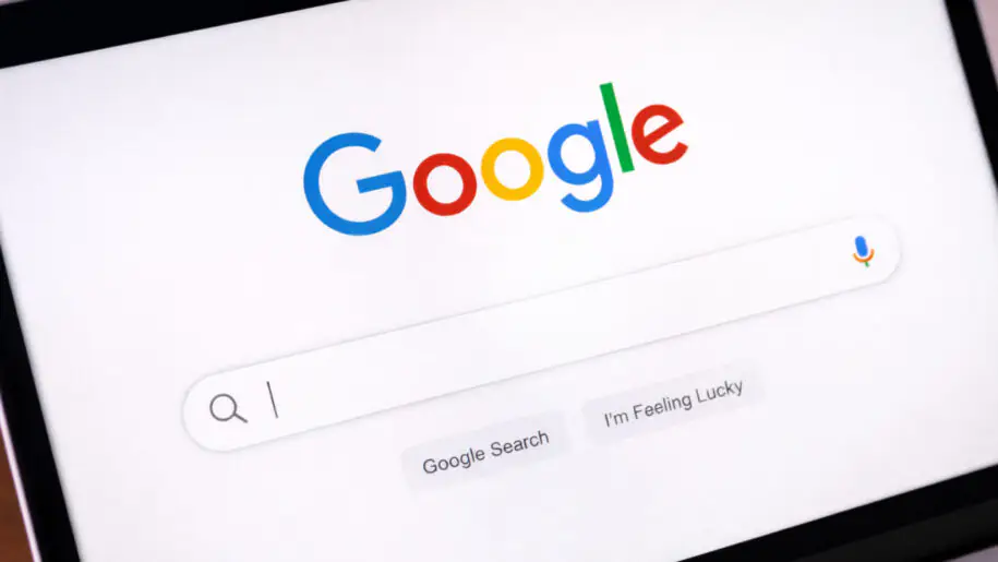 Apple and Google Explore Stablecoins Through New Hires