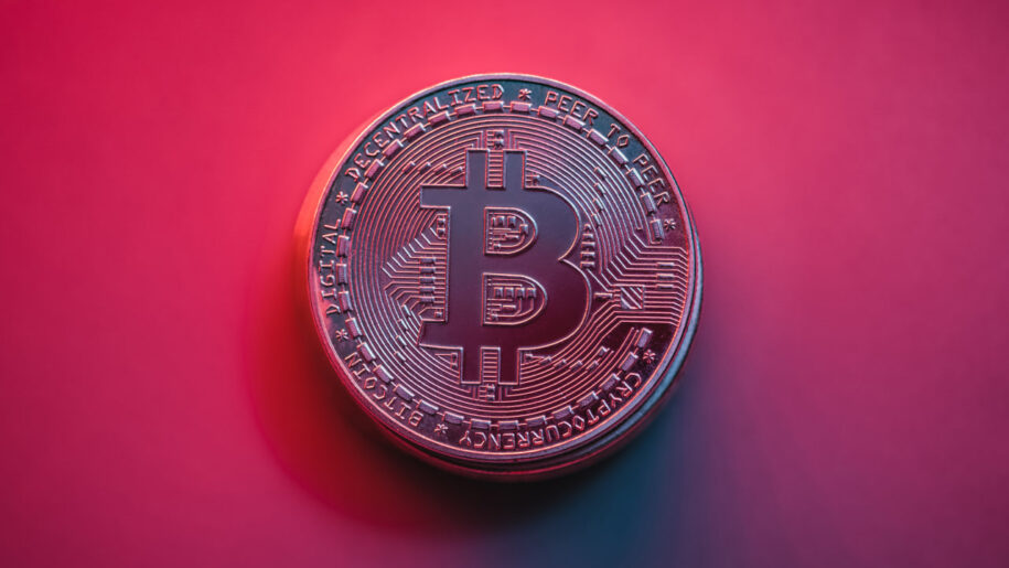 Bitcoin: Is the Crowd Leaving? – Analyzing the On-chain Data