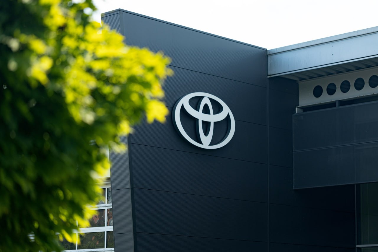Toyota Puts a Retail Bond on Blockchain Rails